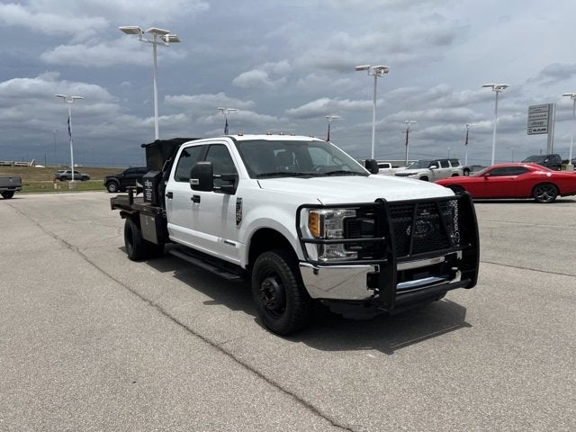 2019 Ford F-350 Chassis XL
