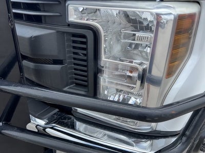 2019 Ford F-350 Chassis XL