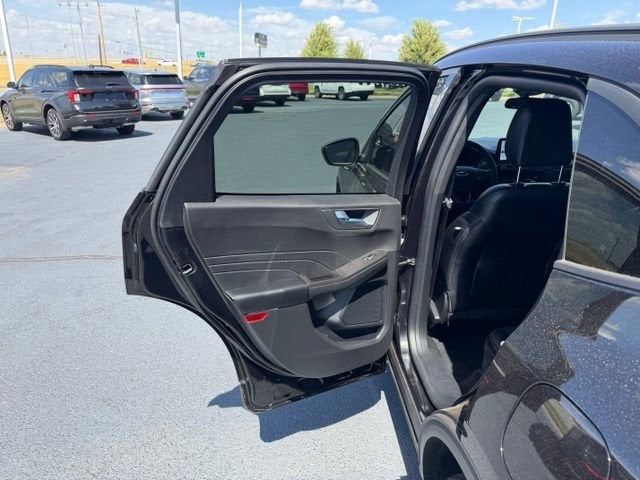 2025 Ford Escape ST-Line Select