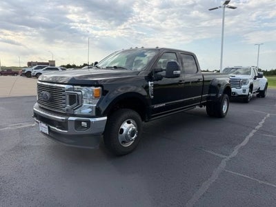 2022 Ford F-350 LARIAT