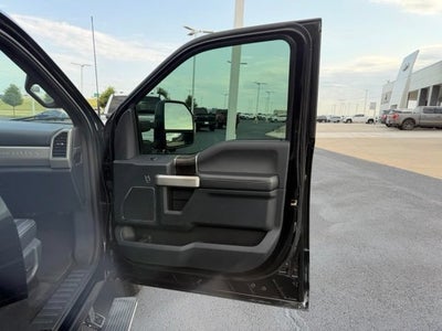2022 Ford F-350 LARIAT