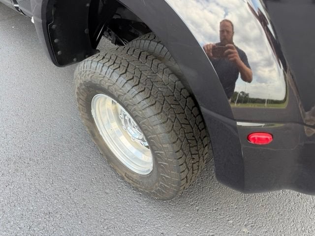 2022 Ford F-350 LARIAT