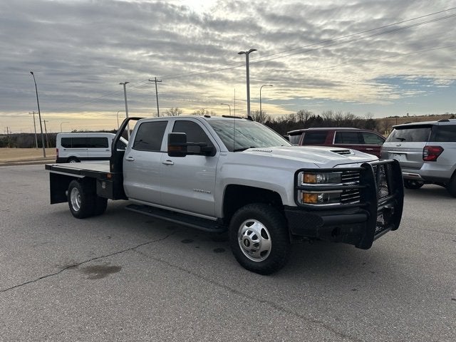 2018 Chevrolet Silverado 3500HD Chassis LT