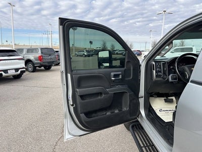 2018 Chevrolet Silverado 3500HD Chassis LT