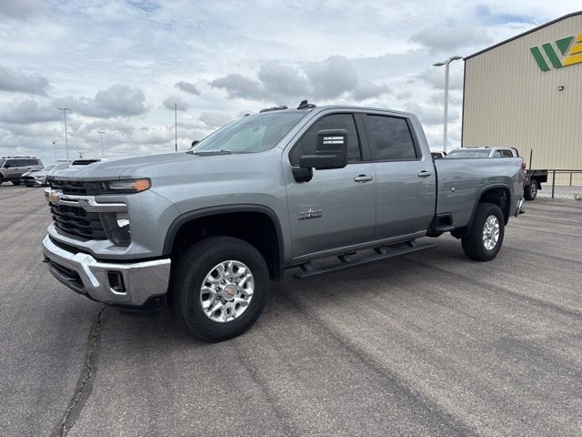 2024 Chevrolet Silverado 3500HD 4WD Crew Cab Long Bed LT