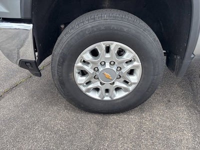 2024 Chevrolet Silverado 3500HD 4WD Crew Cab Long Bed LT