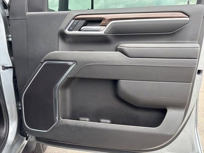 2024 Chevrolet Silverado 3500HD 4WD Crew Cab Long Bed LT