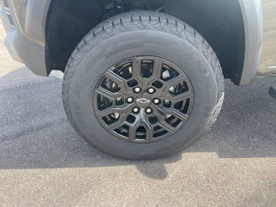 2023 Chevrolet Colorado 4WD Crew Cab Short Box Trail Boss