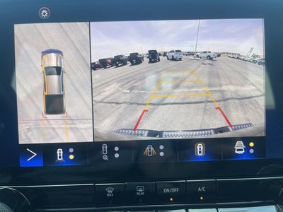 2023 Chevrolet Colorado 4WD Crew Cab Short Box Trail Boss