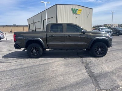2023 Chevrolet Colorado 4WD Crew Cab Short Box Trail Boss