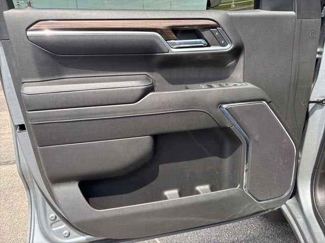 2023 Chevrolet Silverado 1500 4WD Crew Cab Short Bed RST