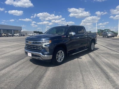 2022 Chevrolet Silverado 1500 4WD Crew Cab Short Bed LTZ