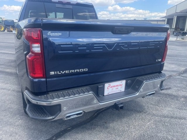 2022 Chevrolet Silverado 1500 4WD Crew Cab Short Bed LTZ
