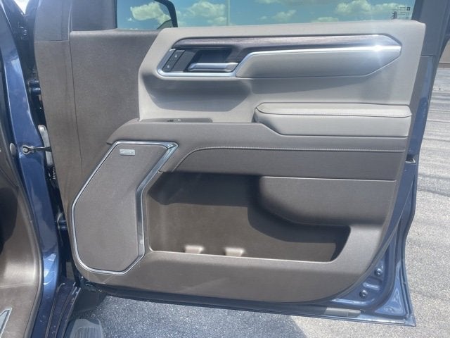 2022 Chevrolet Silverado 1500 4WD Crew Cab Short Bed LTZ