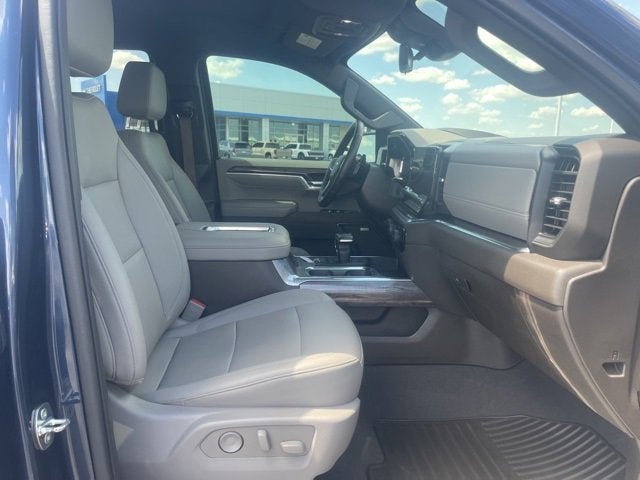 2022 Chevrolet Silverado 1500 4WD Crew Cab Short Bed LTZ