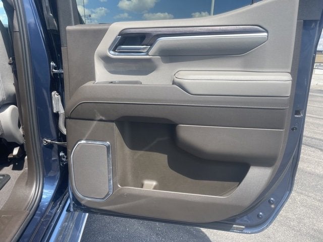 2022 Chevrolet Silverado 1500 4WD Crew Cab Short Bed LTZ