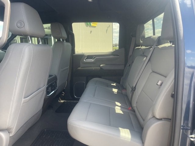 2022 Chevrolet Silverado 1500 4WD Crew Cab Short Bed LTZ