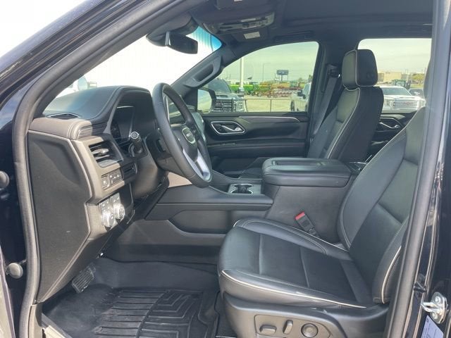 2023 GMC Yukon 4WD SLT