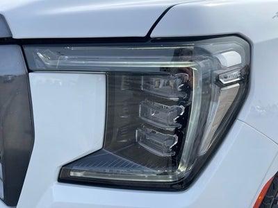 2023 GMC Yukon 4WD AT4