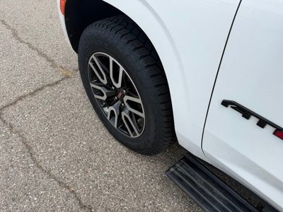 2024 GMC Yukon 4WD AT4