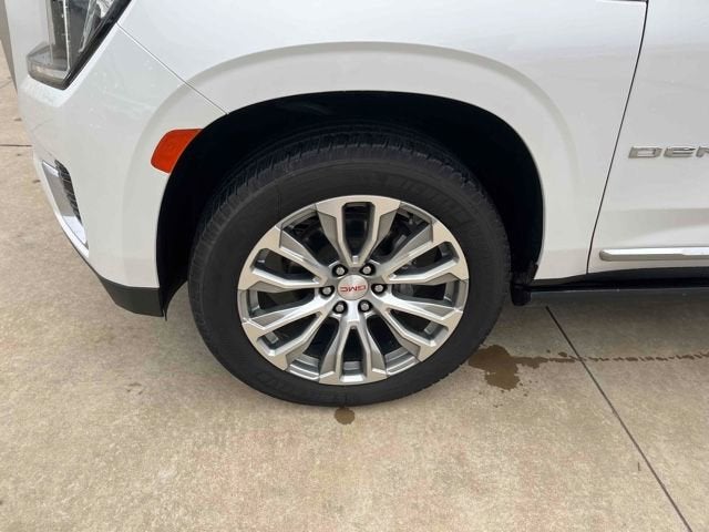2021 GMC Yukon 4WD Denali