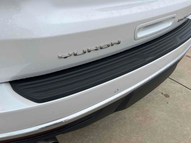 2021 GMC Yukon 4WD Denali