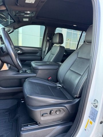 2022 GMC Yukon XL 4WD SLT