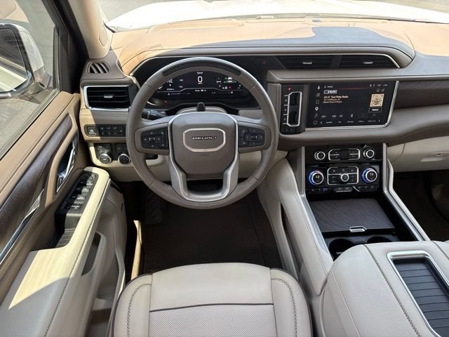 2023 GMC Yukon XL 4WD Denali