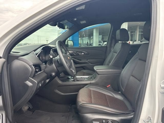 2023 Chevrolet Traverse AWD High Country