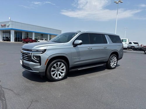 2025 Chevrolet Suburban 4WD LT