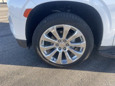 2024 Chevrolet Suburban 4WD Premier