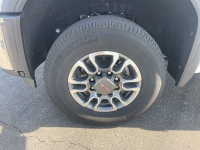 2025 GMC Sierra 3500HD 4WD Double Cab Long Bed Pro