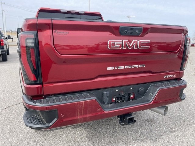 2024 GMC Sierra 2500HD 4WD Crew Cab Standard Bed AT4