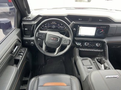 2024 GMC Sierra 2500HD 4WD Crew Cab Standard Bed AT4