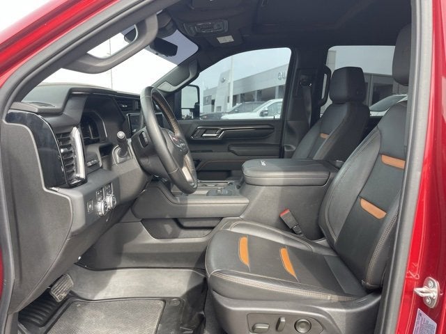 2024 GMC Sierra 2500HD 4WD Crew Cab Standard Bed AT4
