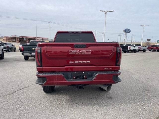 2024 GMC Sierra 2500HD 4WD Crew Cab Standard Bed AT4