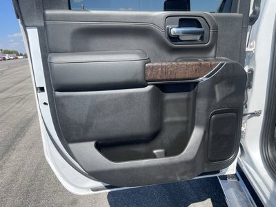 2023 GMC Sierra 2500HD 4WD Crew Cab Standard Bed Denali