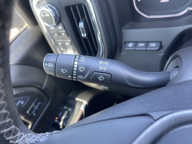 2023 GMC Sierra 2500HD 4WD Crew Cab Standard Bed Denali