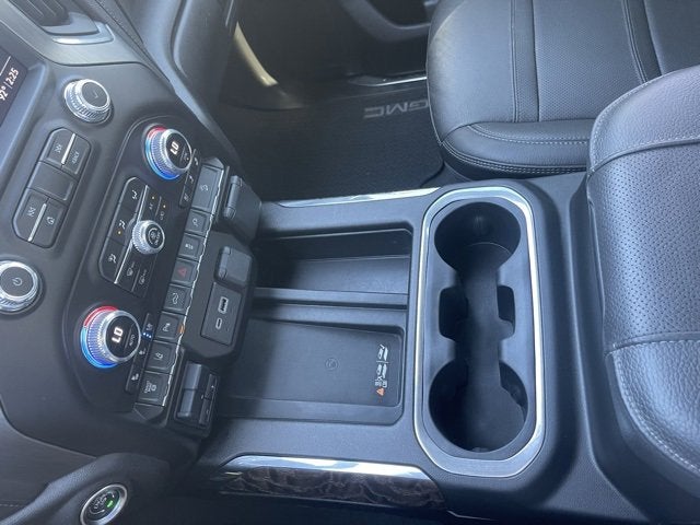 2023 GMC Sierra 2500HD 4WD Crew Cab Standard Bed Denali