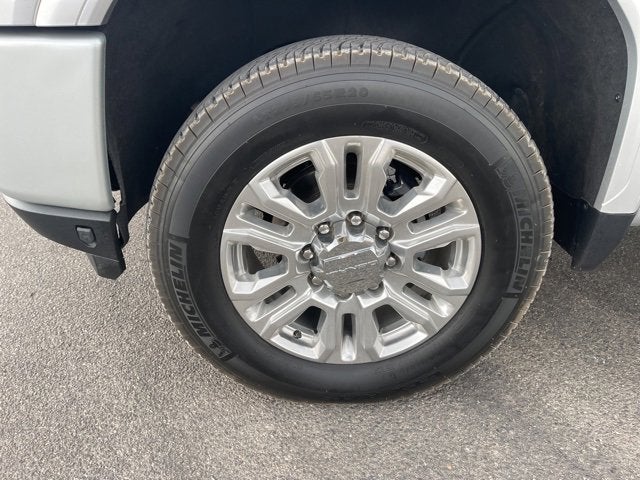 2022 GMC Sierra 2500HD 4WD Crew Cab Standard Bed Denali