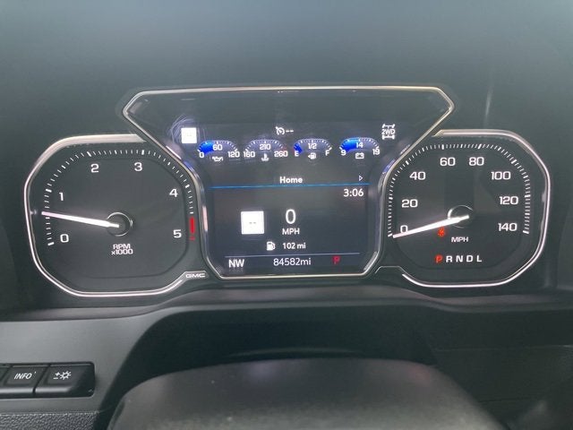 2022 GMC Sierra 2500HD 4WD Crew Cab Standard Bed Denali