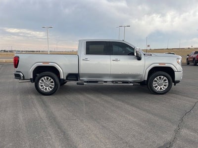 2022 GMC Sierra 2500HD 4WD Crew Cab Standard Bed Denali