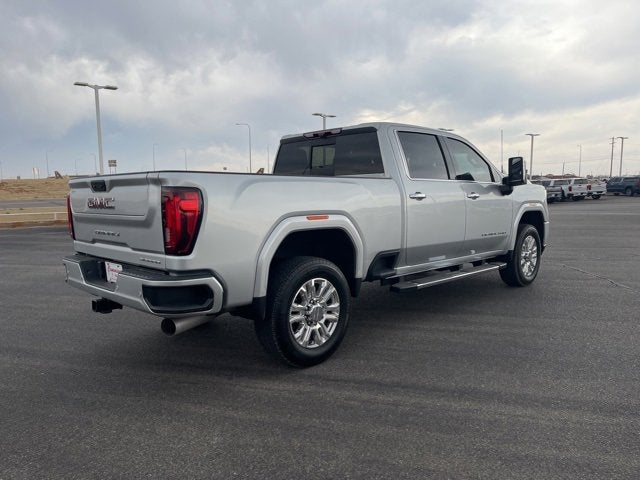 2022 GMC Sierra 2500HD 4WD Crew Cab Standard Bed Denali