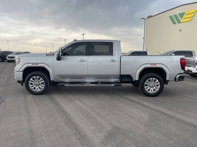 2022 GMC Sierra 2500HD 4WD Crew Cab Standard Bed Denali