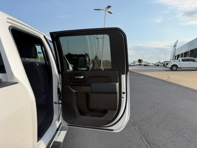 2020 GMC Sierra 3500HD 4WD Crew Cab Long Bed Denali