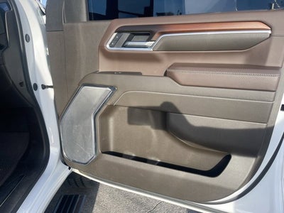 2025 GMC Sierra 2500HD 4WD Crew Cab Standard Bed Denali