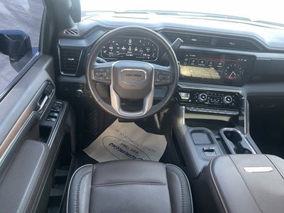 2025 GMC Sierra 2500HD 4WD Crew Cab Standard Bed Denali