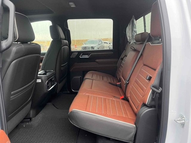 2025 GMC Sierra 2500HD 4WD Crew Cab Standard Bed Denali Ultimate