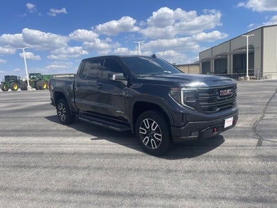 2022 GMC Sierra 1500 4WD Crew Cab Short Box AT4