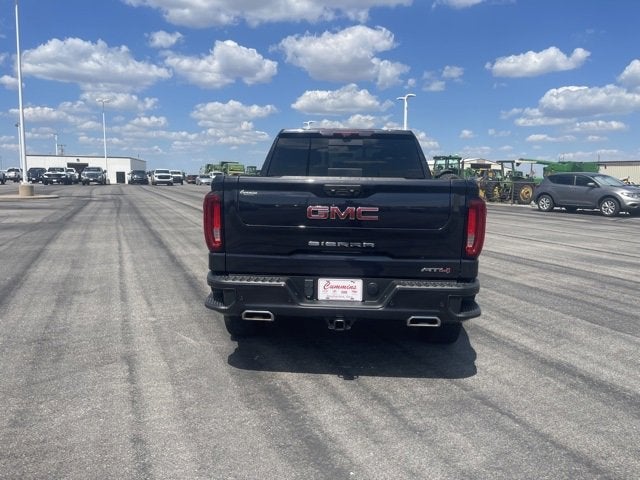 2022 GMC Sierra 1500 4WD Crew Cab Short Box AT4